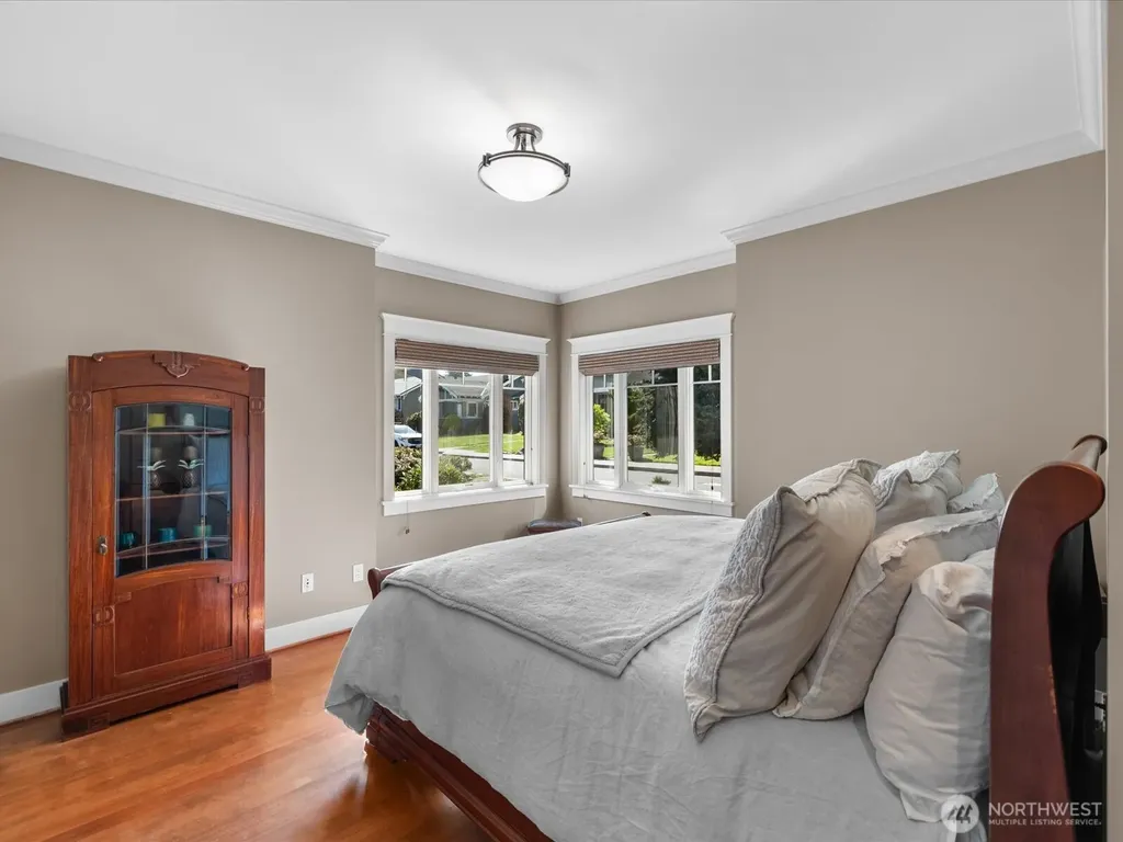 603 Warren Avenue Everett WA 98201