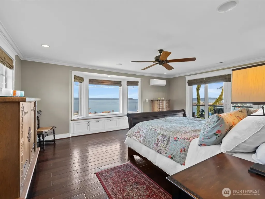 603 Warren Avenue Everett WA 98201