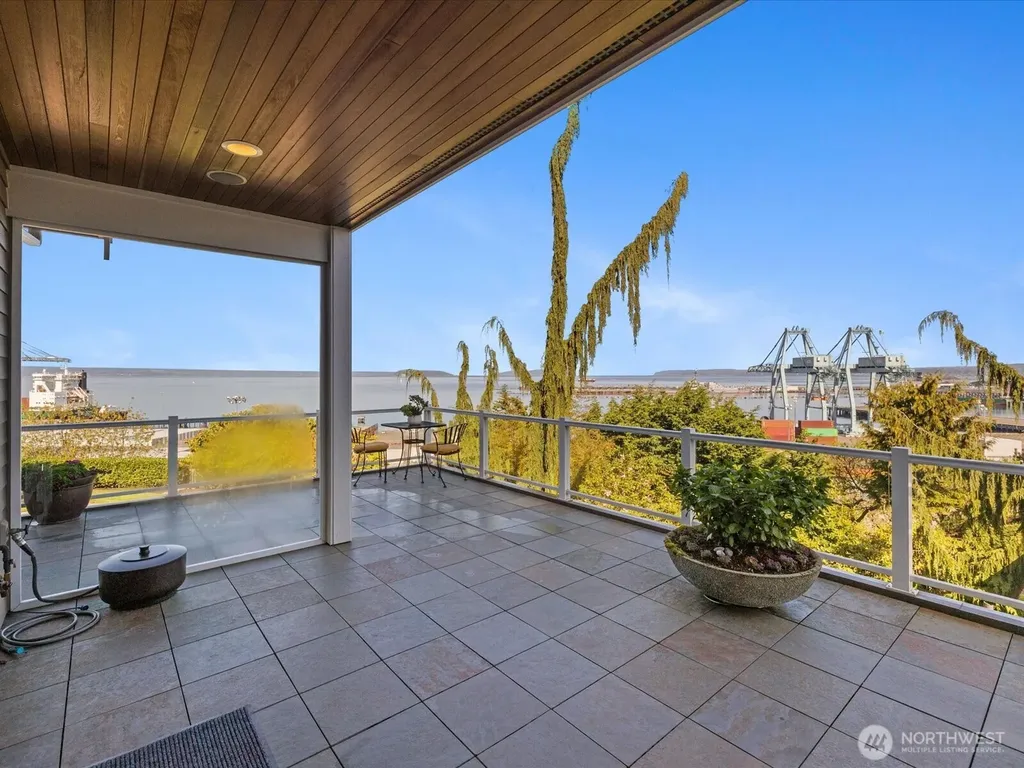 603 Warren Avenue Everett WA 98201