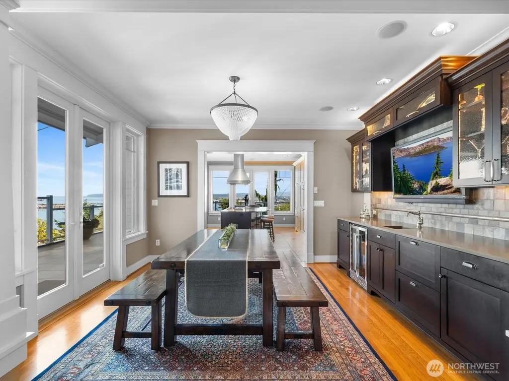 603 Warren Avenue Everett WA 98201