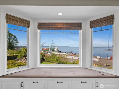 603 Warren Avenue Everett WA 98201