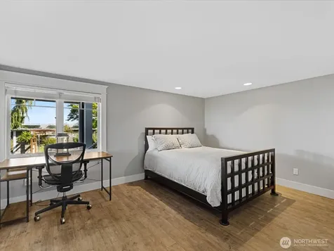 603 Warren Avenue Everett WA 98201