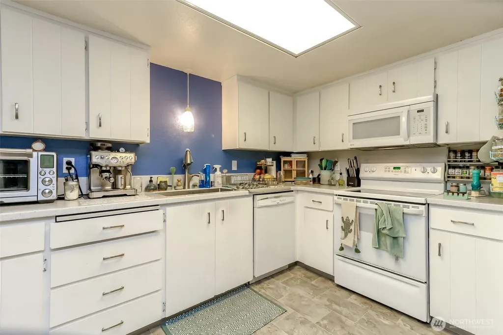 15115 129th Avenue E Puyallup WA 98374