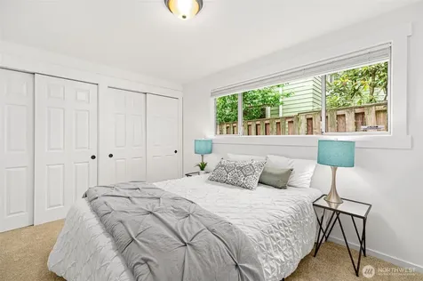 10758 Ashworth Avenue N Seattle WA 98133