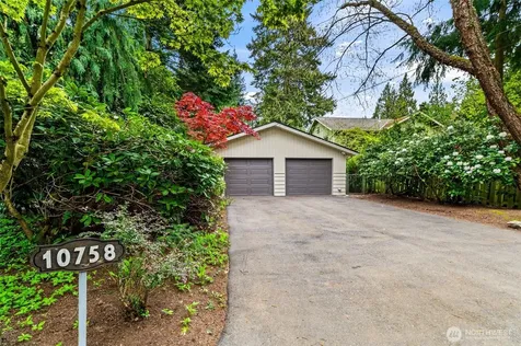 10758 Ashworth Avenue N Seattle WA 98133