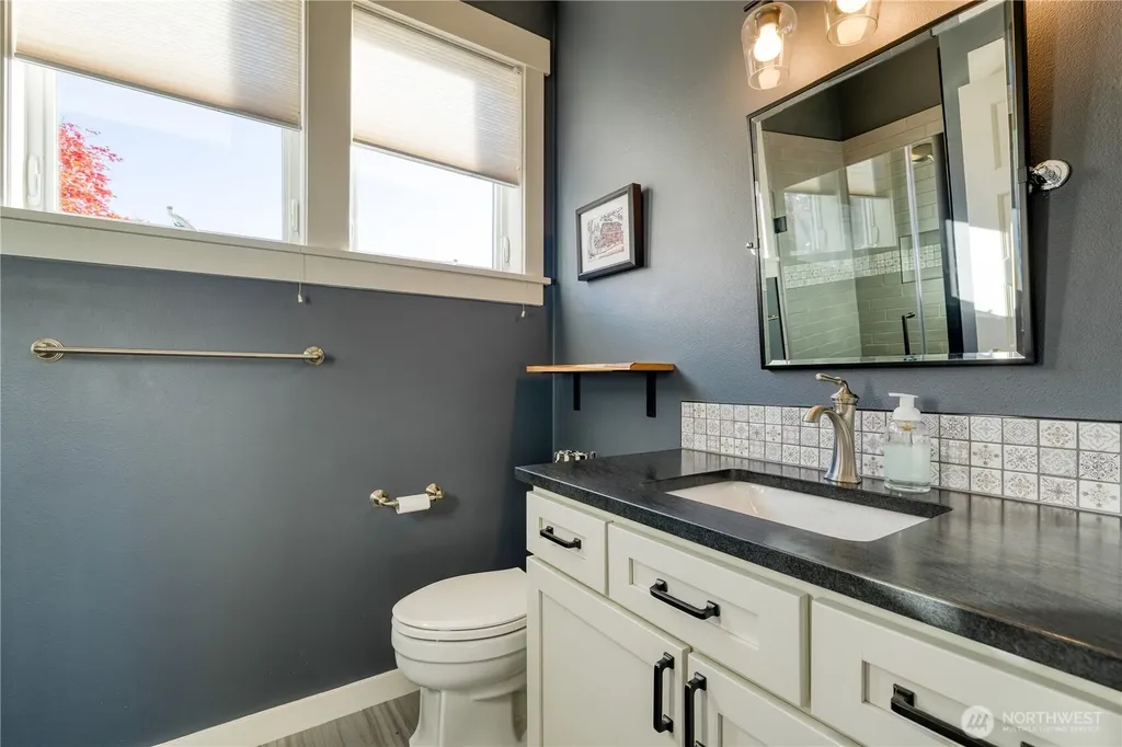 806 NW Alexander Street Coupeville WA 98239