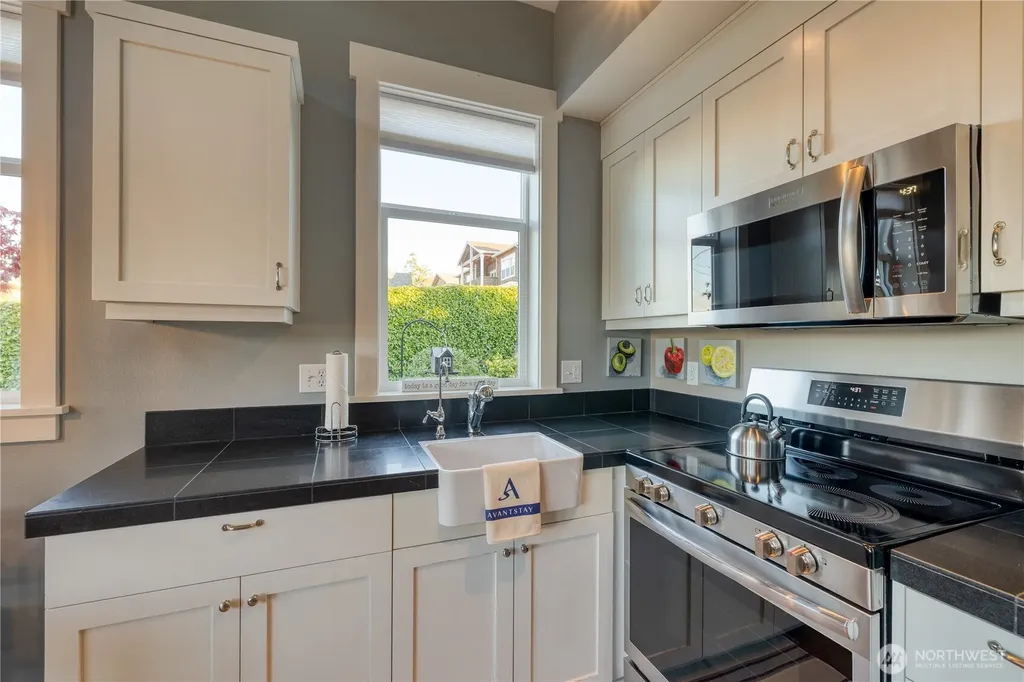 806 NW Alexander Street Coupeville WA 98239