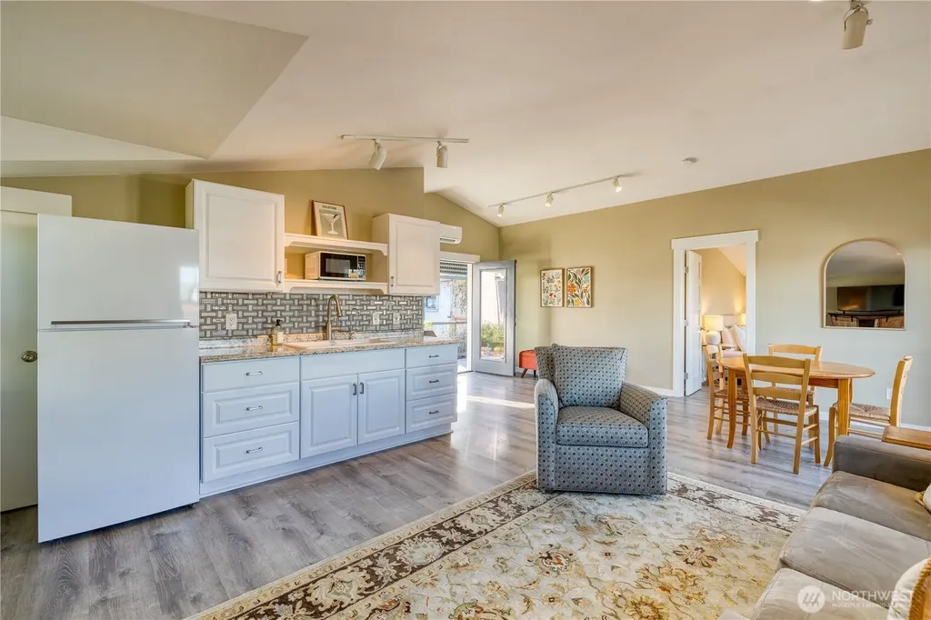 806 NW Alexander Street Coupeville WA 98239