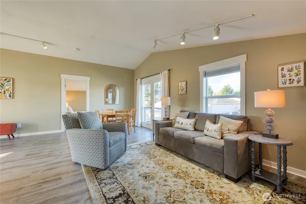806 NW Alexander Street Coupeville WA 98239