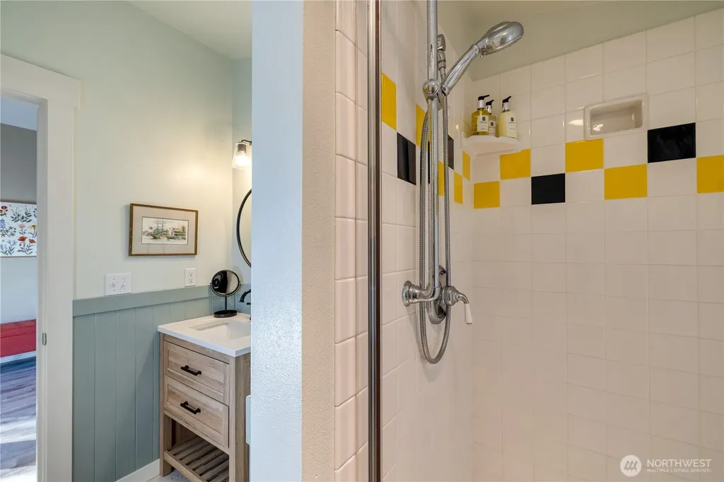 806 NW Alexander Street Coupeville WA 98239