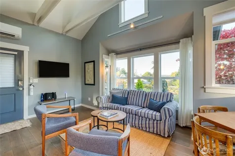 806 NW Alexander Street Coupeville WA 98239