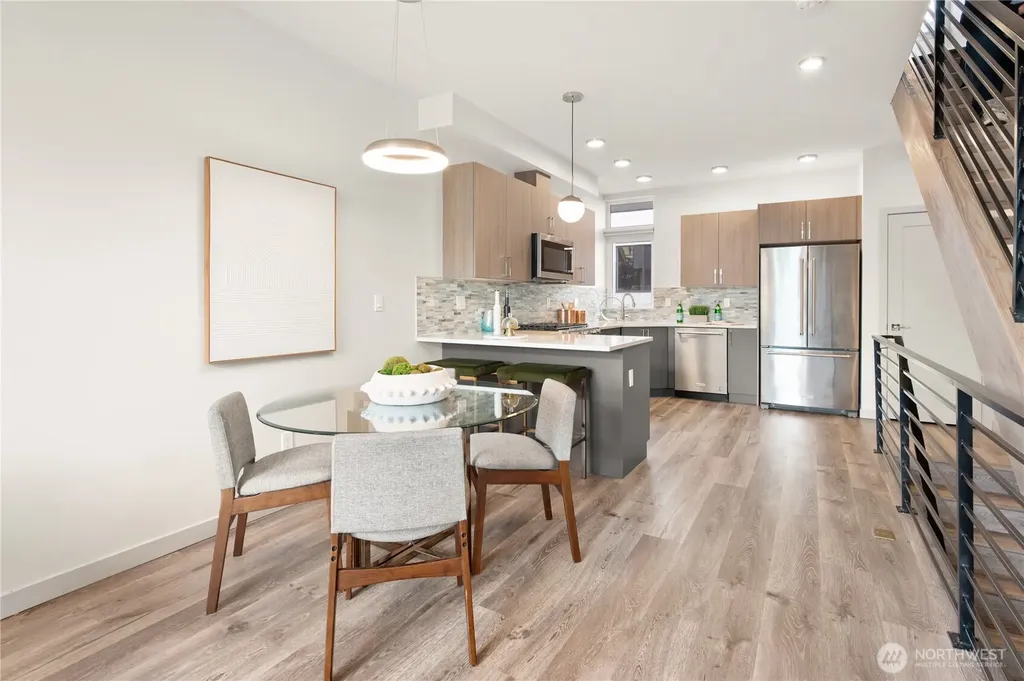 2422 NW 60th Seattle WA 98107