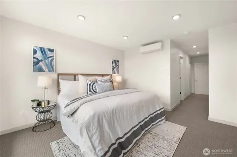 2422 NW 60th Seattle WA 98107