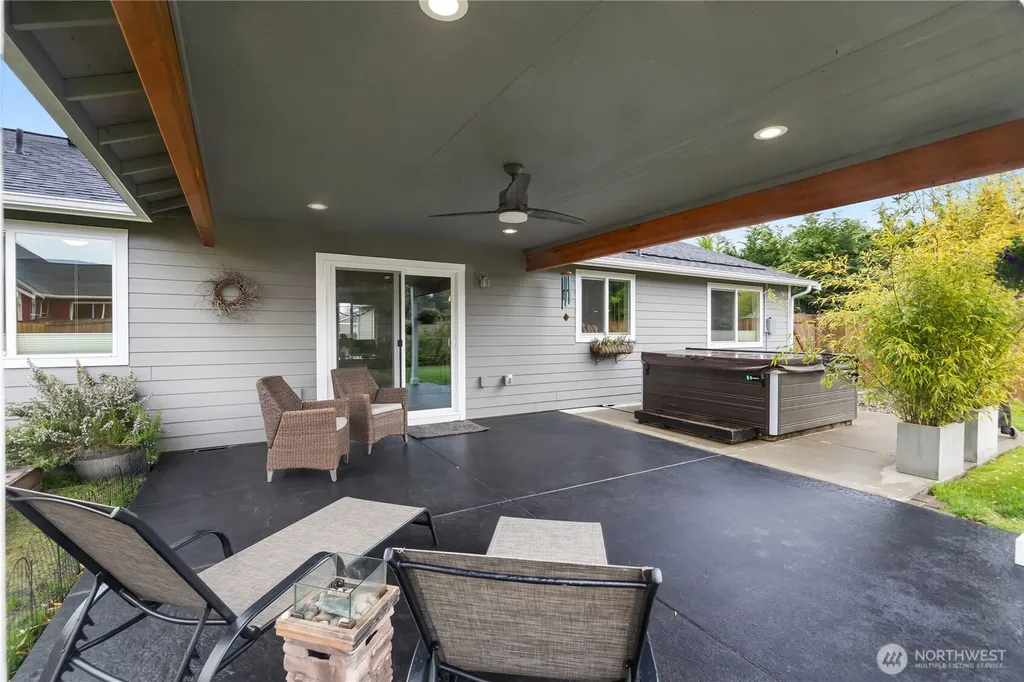 453 E Bear Street Mccleary WA 98557