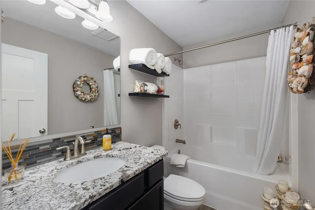 453 E Bear Street Mccleary WA 98557