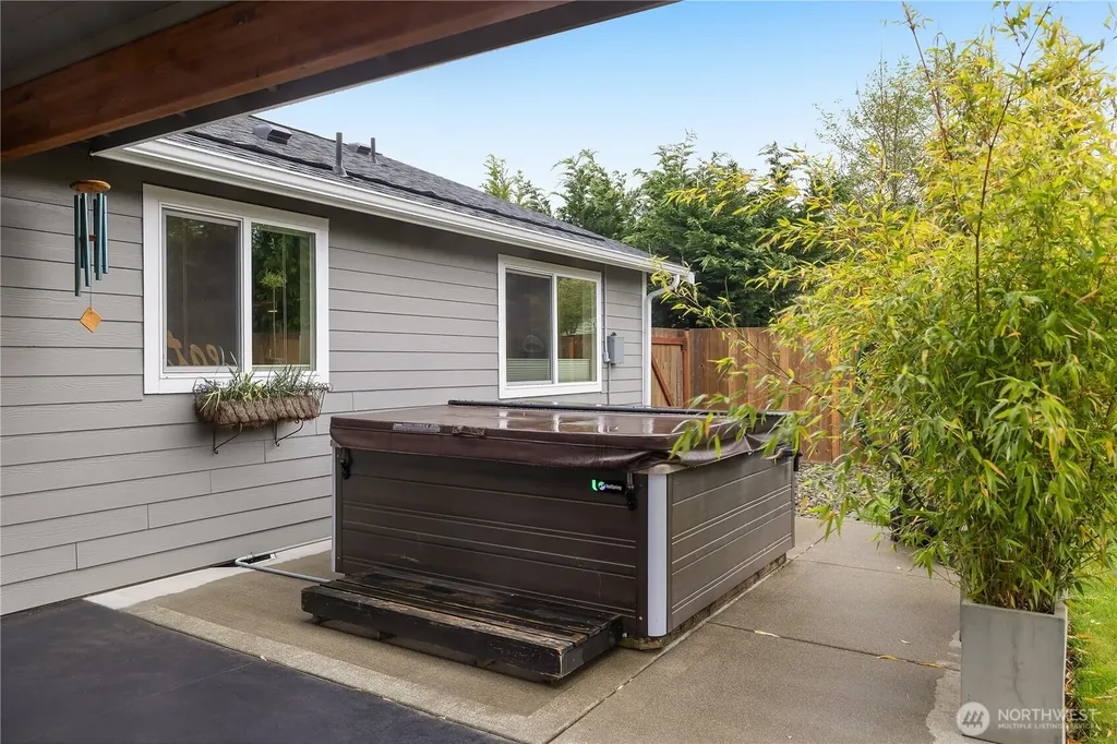 453 E Bear Street Mccleary WA 98557