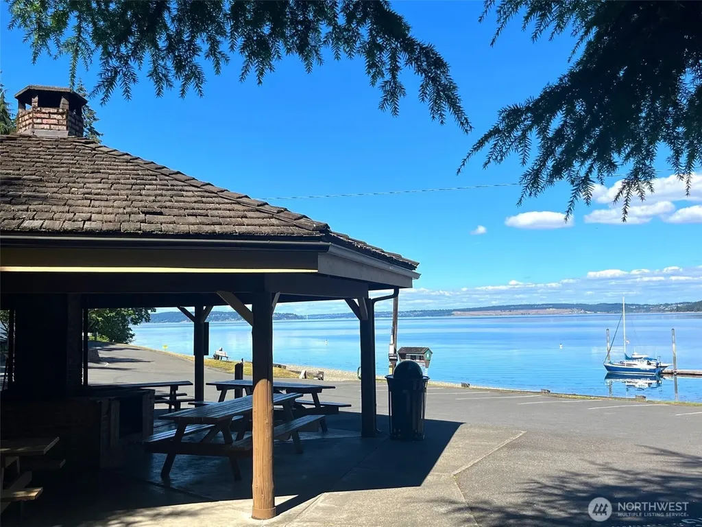 11302 106th Street Anderson Island WA 98303