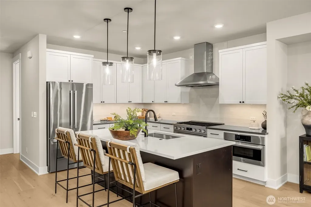 446 222nd Place SE Sammamish WA 98074