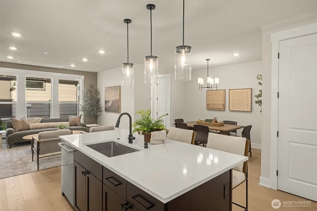 446 222nd Place SE Sammamish WA 98074