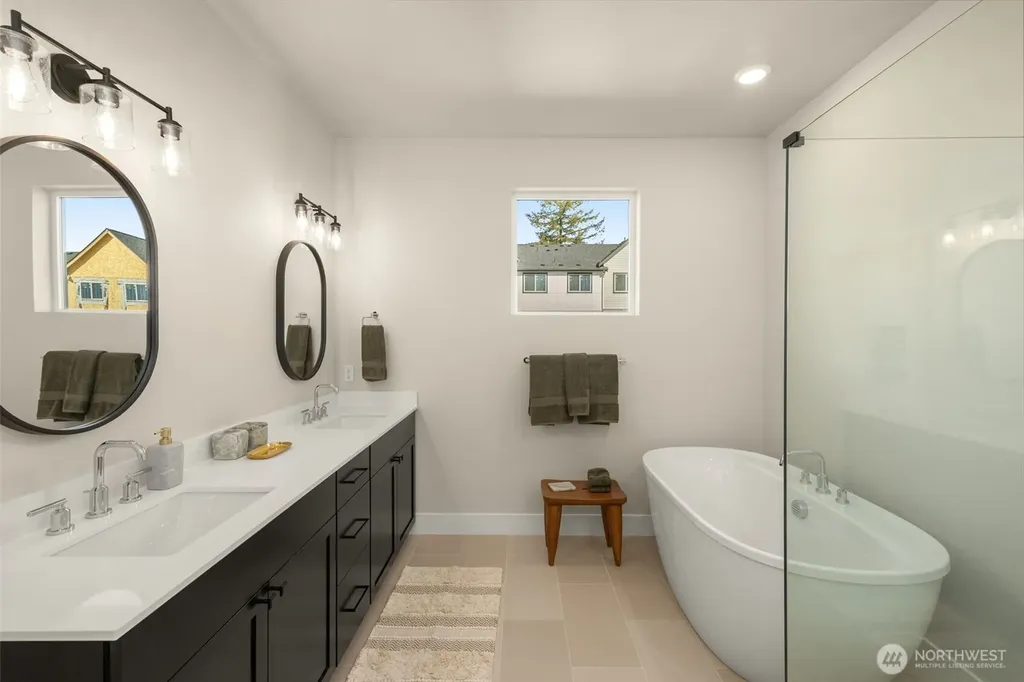 446 222nd Place SE Sammamish WA 98074