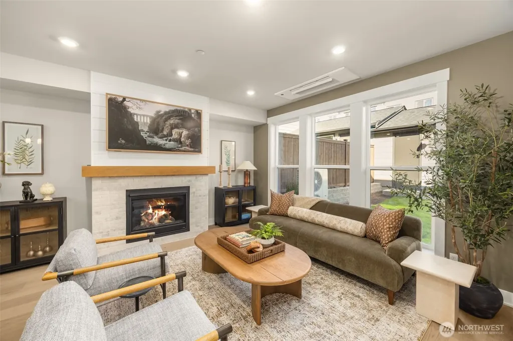 446 222nd Place SE Sammamish WA 98074