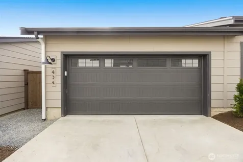 446 222nd Place SE Sammamish WA 98074