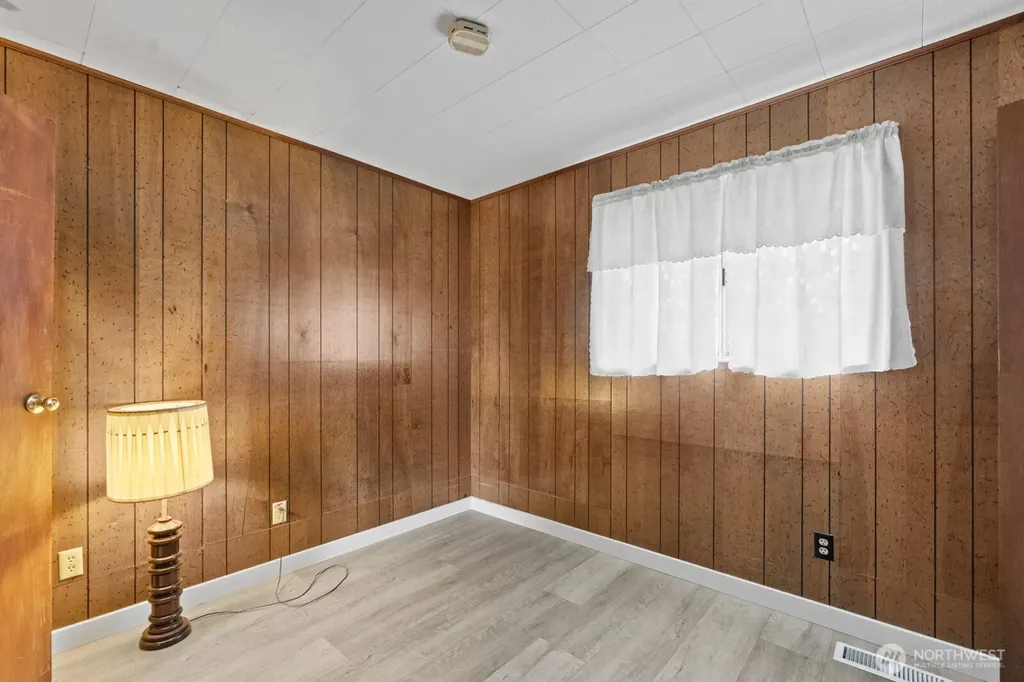 39411 Mountain Highway E Eatonville WA 98328
