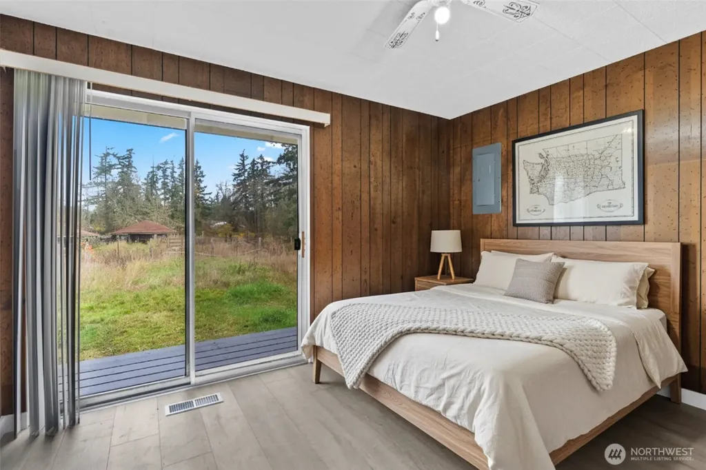 39411 Mountain Highway E Eatonville WA 98328