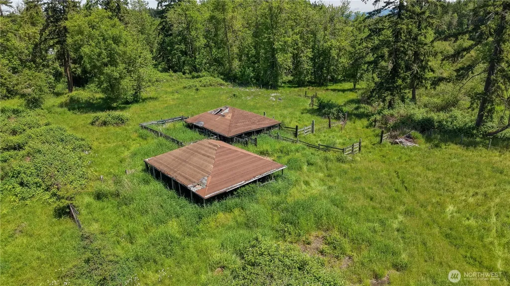 39411 Mountain Highway E Eatonville WA 98328