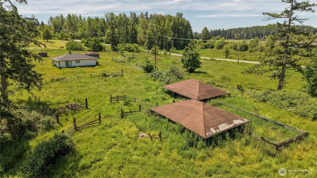 39411 Mountain Highway E Eatonville WA 98328