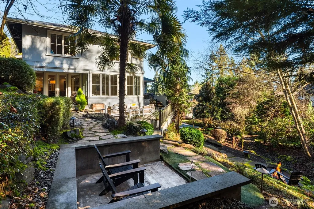3645 92nd Avenue SE Mercer Island WA 98040