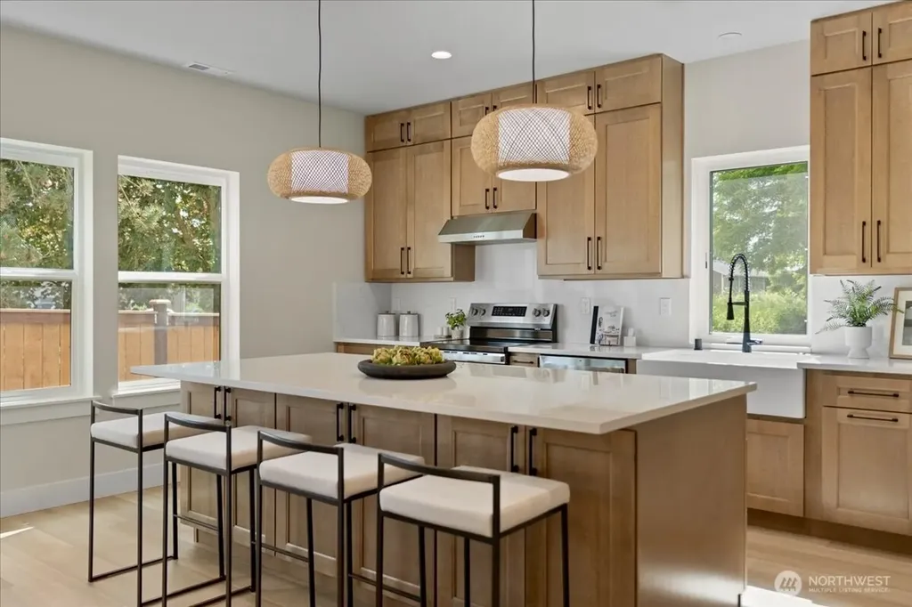 5701 Parker Road E Sumner WA 98390