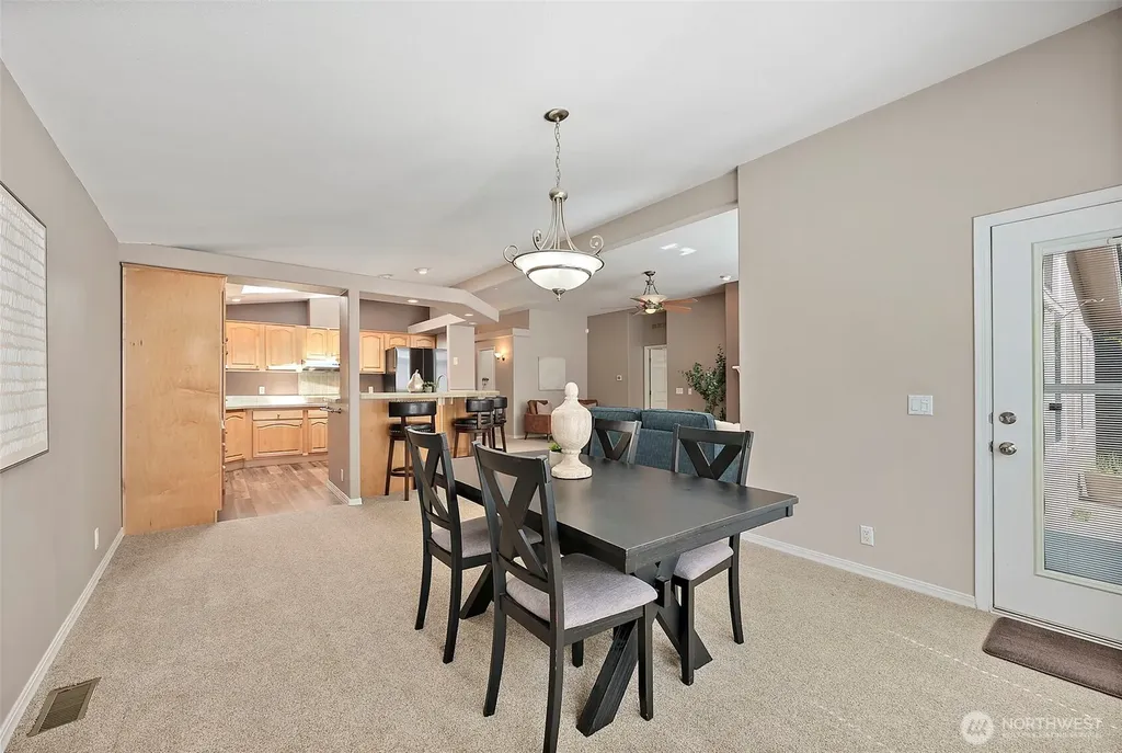 21819 SE 275th Place Maple Valley WA 98038