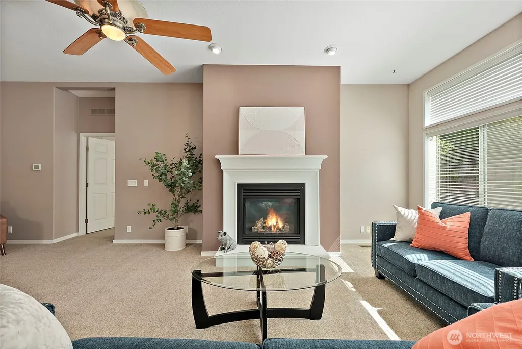 21819 SE 275th Place Maple Valley WA 98038