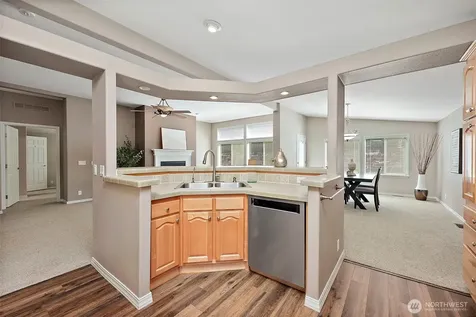 21819 SE 275th Place Maple Valley WA 98038