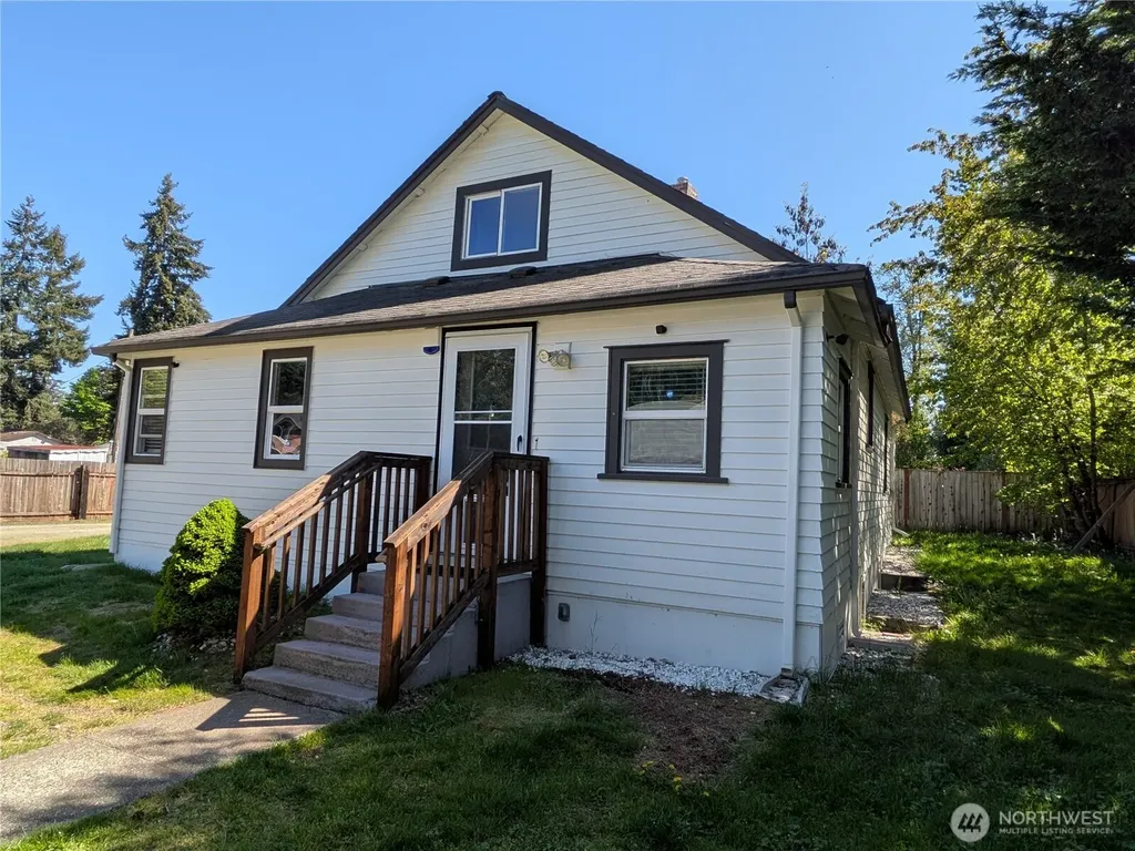 415 138th Street E Tacoma WA 98445