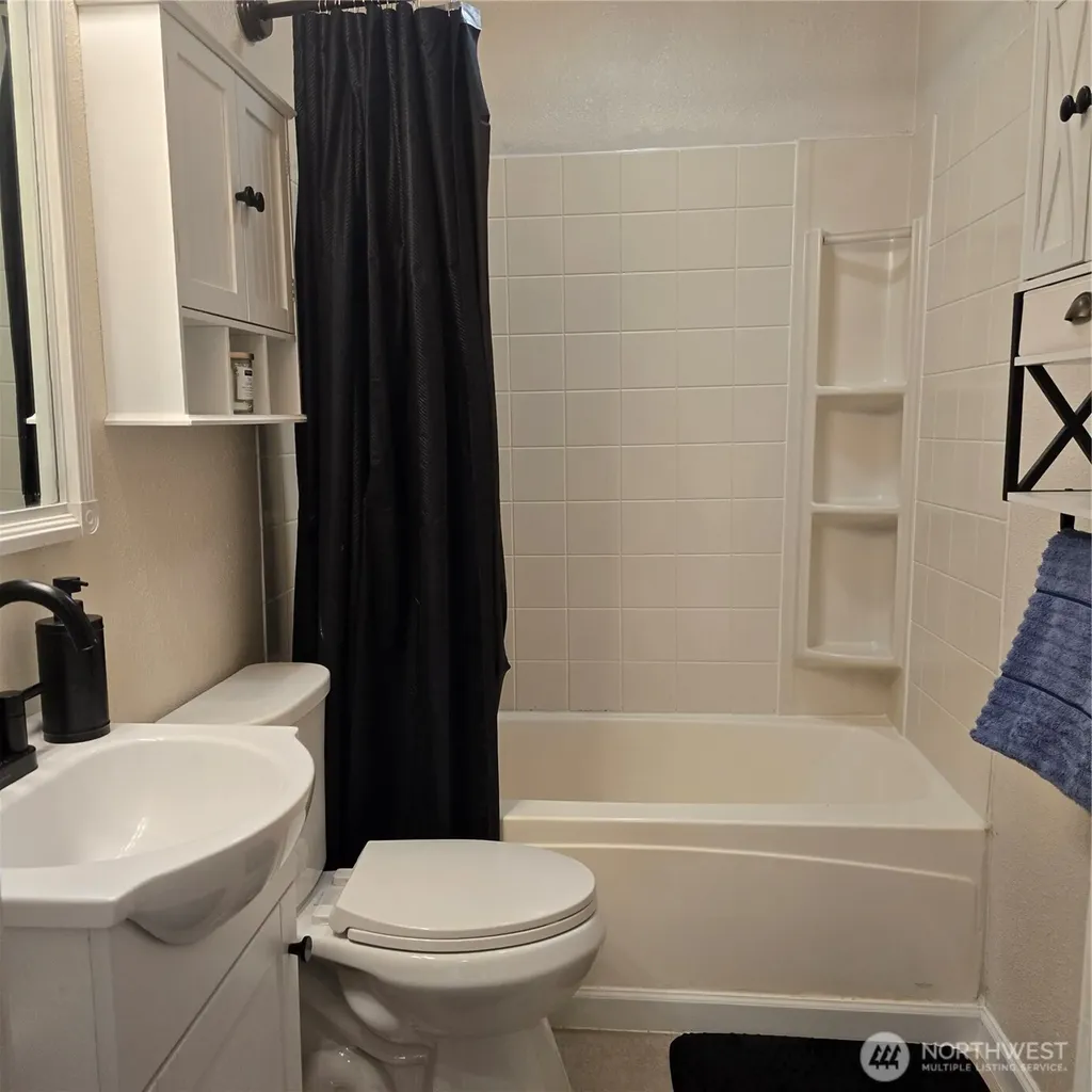 415 138th Street E Tacoma WA 98445