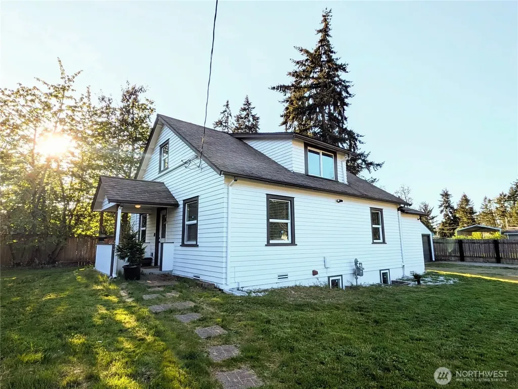 415 138th Street E Tacoma WA 98445