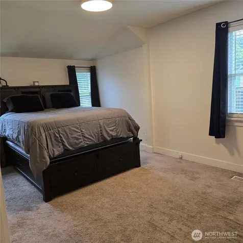 415 138th Street E Tacoma WA 98445