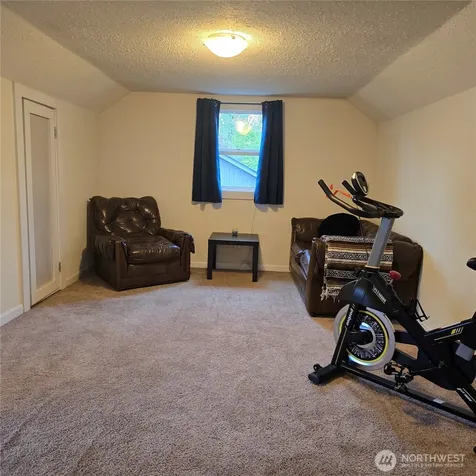 415 138th Street E Tacoma WA 98445