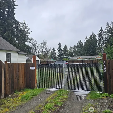 415 138th Street E Tacoma WA 98445