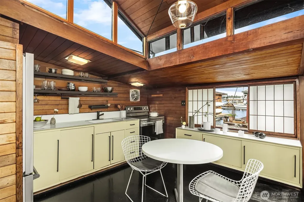 3130 Portage Bay Place E Seattle WA 98102