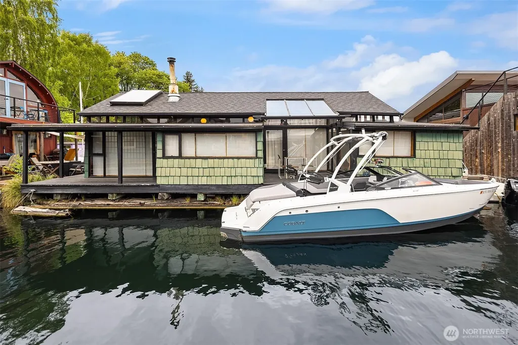 3130 Portage Bay Place E Seattle WA 98102