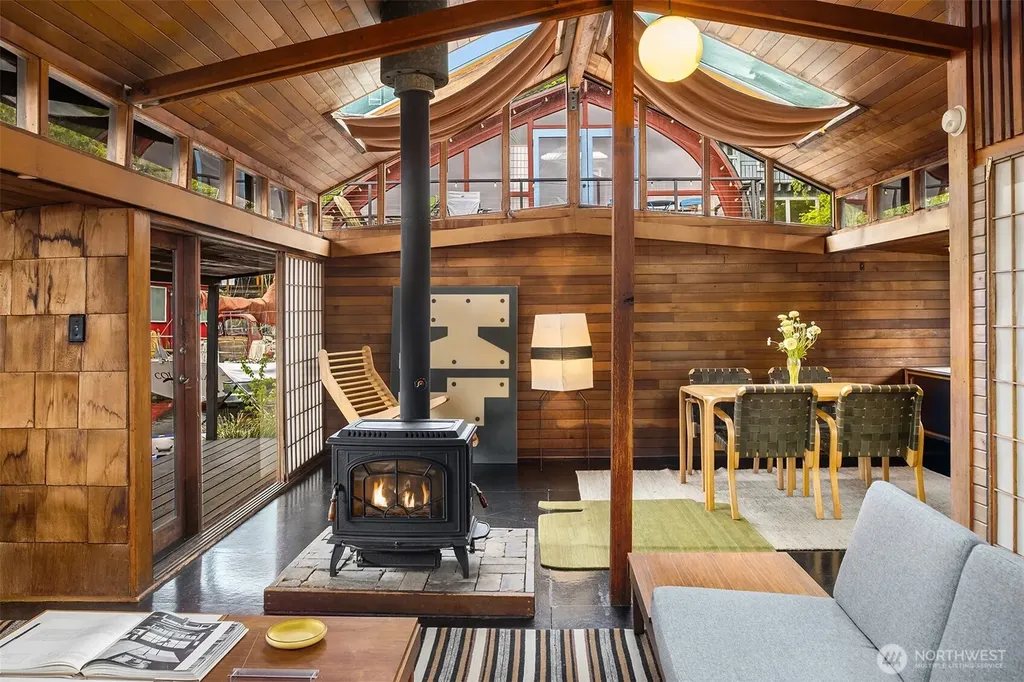 3130 Portage Bay Place E Seattle WA 98102