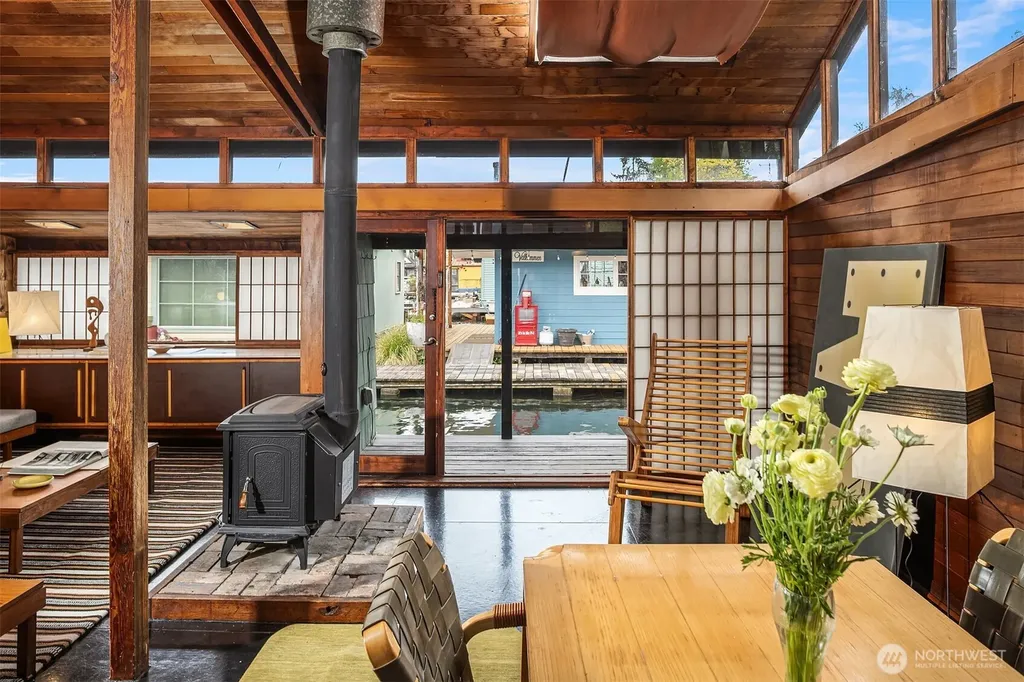 3130 Portage Bay Place E Seattle WA 98102