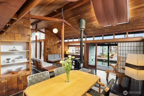 3130 Portage Bay Place E Seattle WA 98102