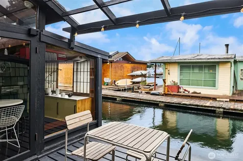 3130 Portage Bay Place E Seattle WA 98102