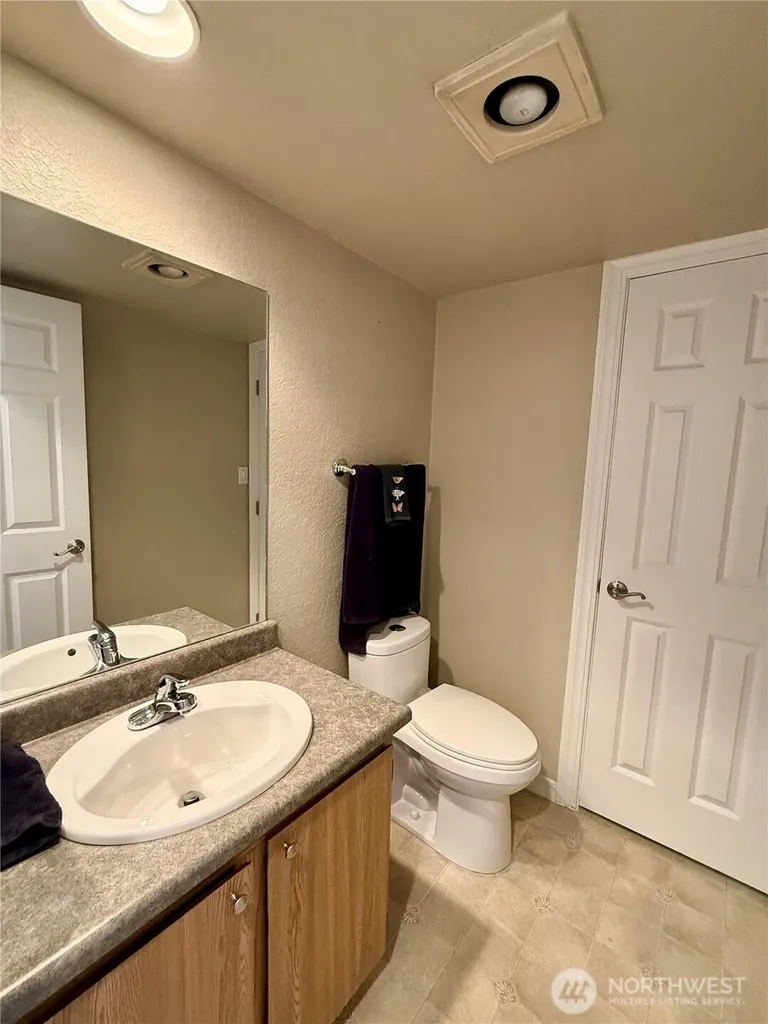 1700 Sunn Fjord Lane Bremerton WA 98312
