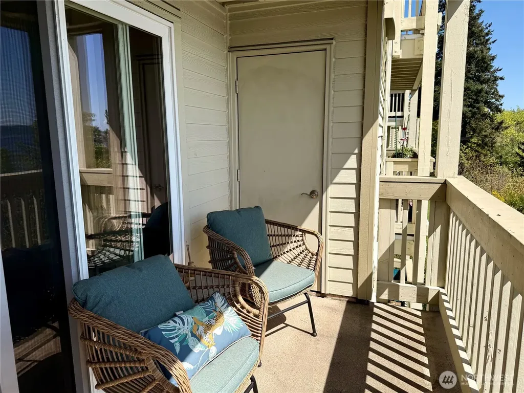 1700 Sunn Fjord Lane Bremerton WA 98312