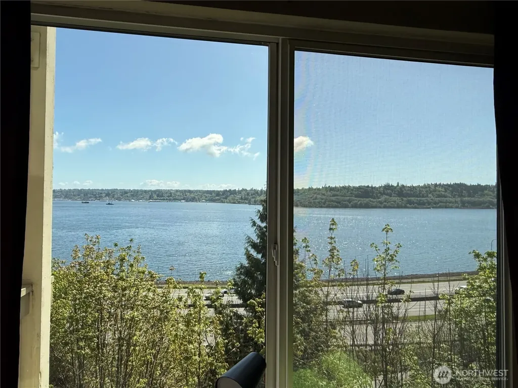1700 Sunn Fjord Lane Bremerton WA 98312